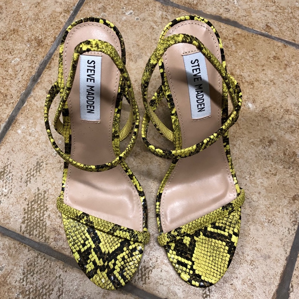 NEW Steve Madden Gabriella Snake Heels - Picture 5 of 6